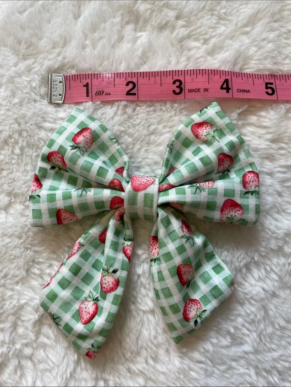 Griffy & Drak Green Gingham Strawberry Bow for Pets